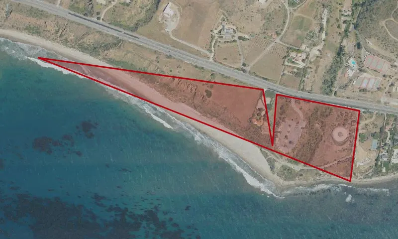 Nicholas Canyon County Beach
