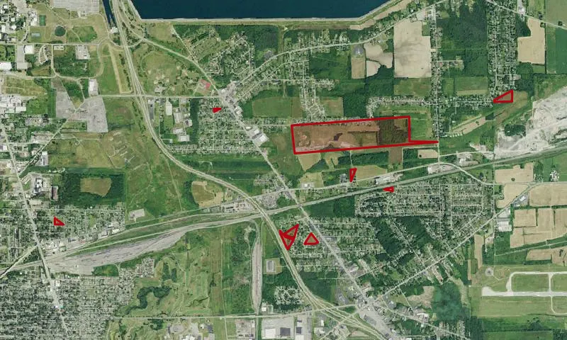 Town of Niagara Land