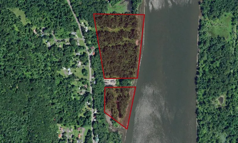 Hudson River New Baltimore Water Access