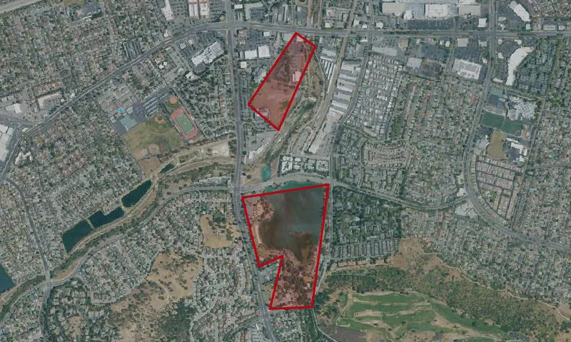 Almaden Lake