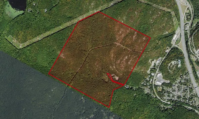 HILLBURN VILLAGE OF Land