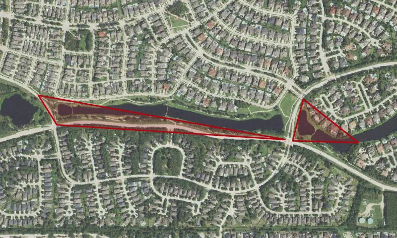 Footbridge Way Pond Park