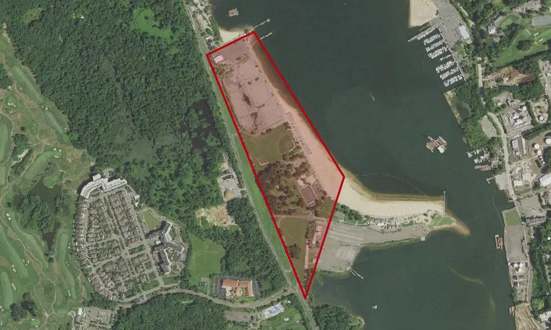 Hempstead Harbor County Beach