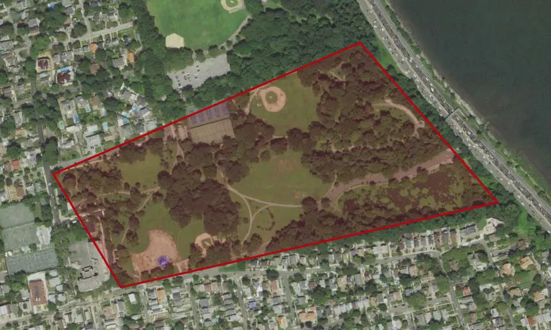 Crocheron Park