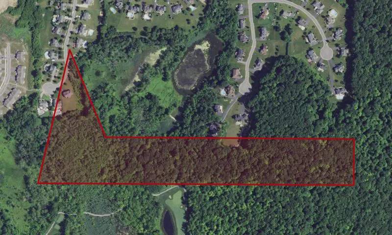 100 Acre Trails