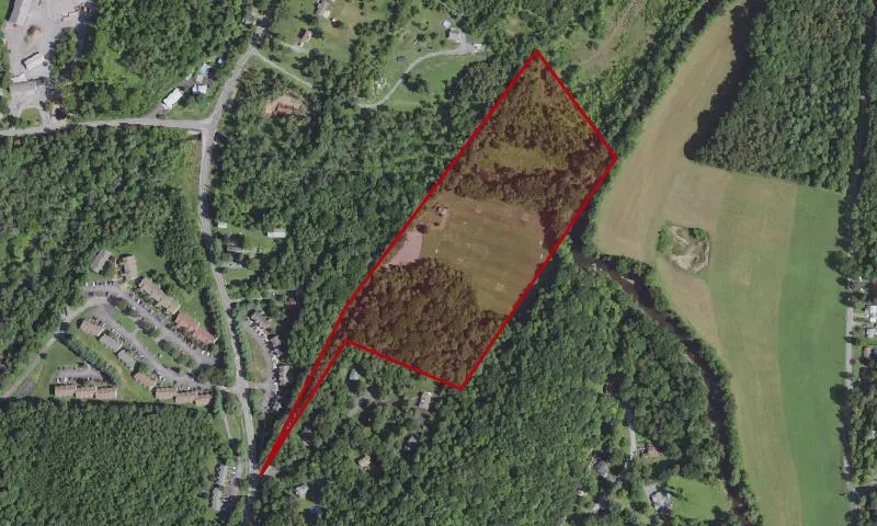 Town of Pleasant Valley Land