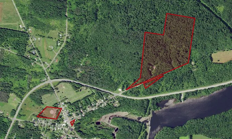 Town of Trenton Land