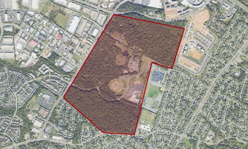Claude Moore Park